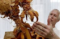 Art & Creativity: xyloglyphy, wood carving
