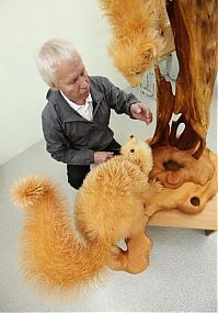 Art & Creativity: xyloglyphy, wood carving