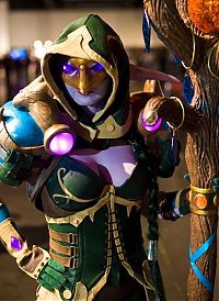 TopRq.com search results: BlizzCon 2011 girl costume