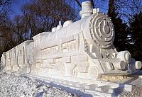 Art & Creativity: snow sculpture