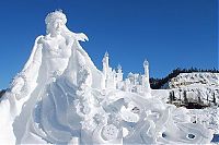 Art & Creativity: snow sculpture