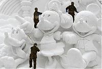 Art & Creativity: snow sculpture