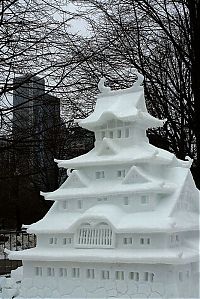 Art & Creativity: snow sculpture