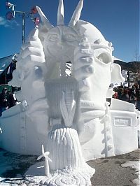 Art & Creativity: snow sculpture