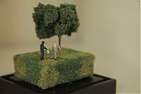 Art & Creativity: miniature diorama violent model scene