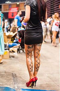 Art & Creativity: tattoo girl