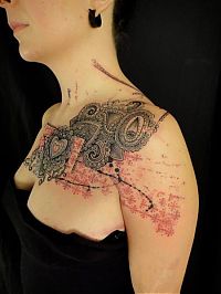 Art & Creativity: Creative tattoo art by Xoil