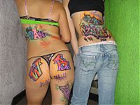 Art & Creativity: body art girl painting