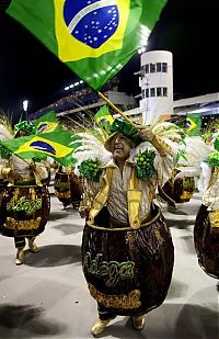 TopRq.com search results: Rio carnival parade 2013, Rio de Janeiro, Brazil