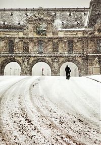 Art & Creativity: Street photography by Christophe Jacrot