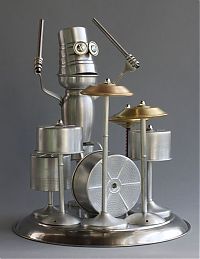 Art & Creativity: Robot orphan sculptures by Brian Marshall