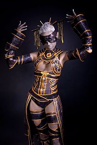 Art & Creativity: cosplay girl costume presentation
