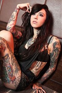 Art & Creativity: tattoo girl