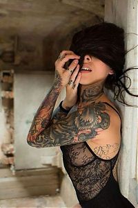 Art & Creativity: tattoo girl