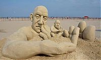 Art & Creativity: Infinity sand sculpture by Carl Jara