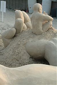 Art & Creativity: Infinity sand sculpture by Carl Jara