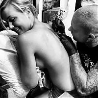 Art & Creativity: tattoo girl