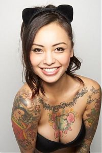 Art & Creativity: tattoo girl