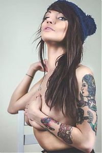 Art & Creativity: tattoo girl