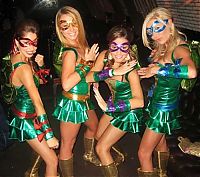 Art & Creativity: teenage mutant ninja turtles cosplay girl costume presentation