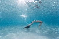 Art & Creativity: underwater girl portrait