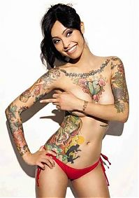 Art & Creativity: tattoo girl