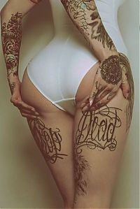 Art & Creativity: tattoo girl