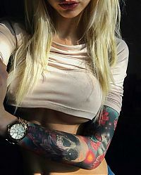 Art & Creativity: tattoo girl