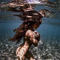 Art & Creativity: Underwater photography by Rava Ray