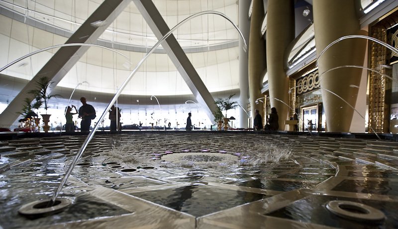 Dubai, Burj Al Arab, by architect Tom Wright