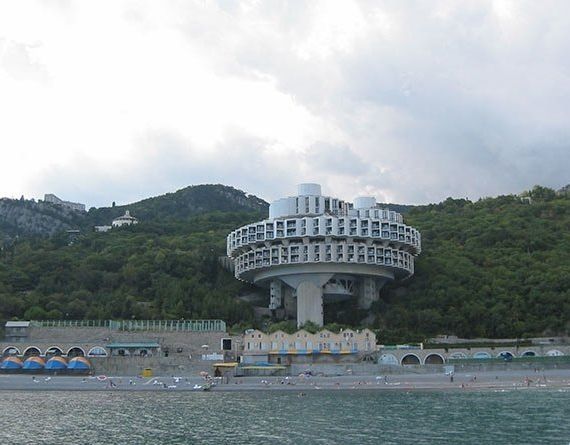 unusual buildings around the world