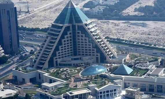 unusual buildings around the world