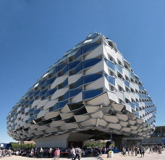 unusual buildings around the world