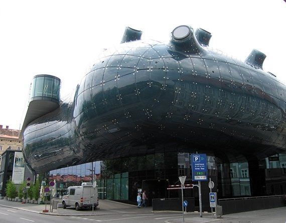 unusual buildings around the world