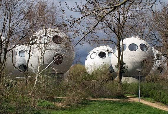 unusual buildings around the world