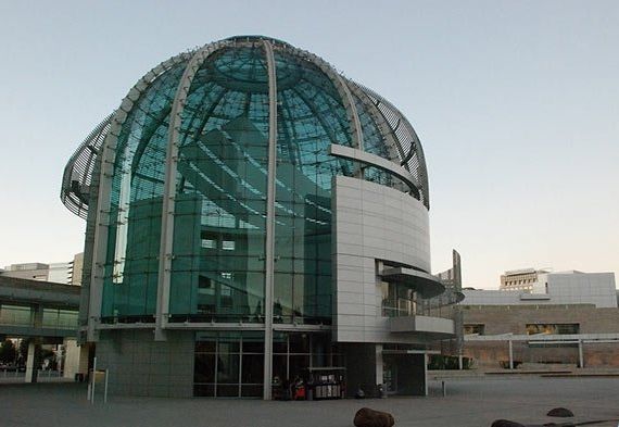 unusual buildings around the world