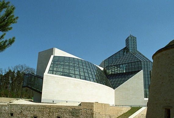 unusual buildings around the world