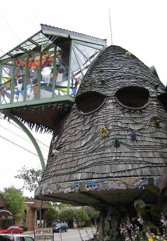 unusual buildings around the world