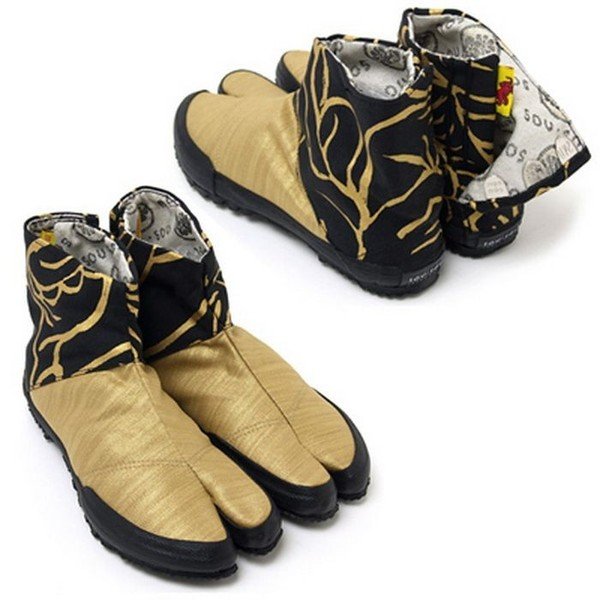 Camel shoes