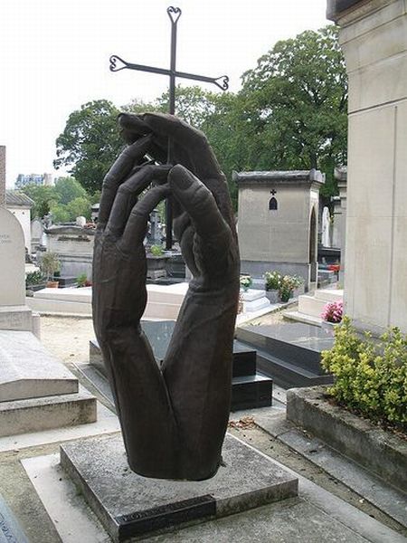 unusual tombstone
