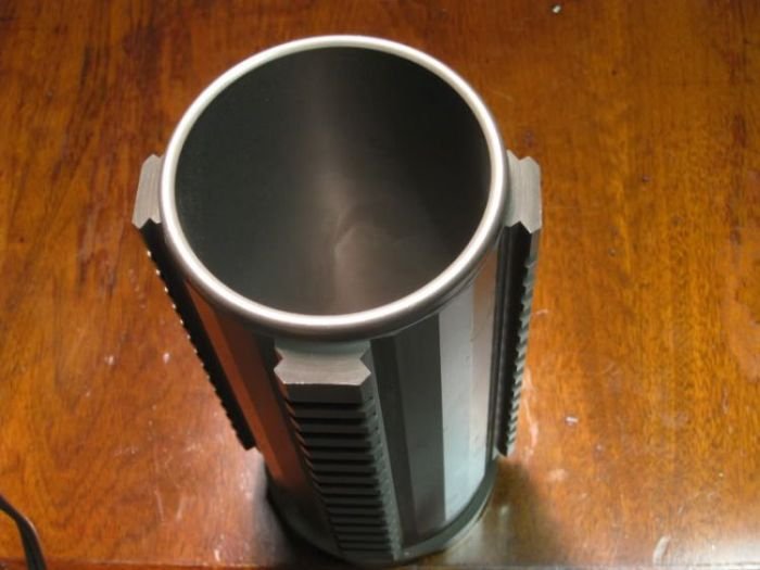 mug as a military gadget