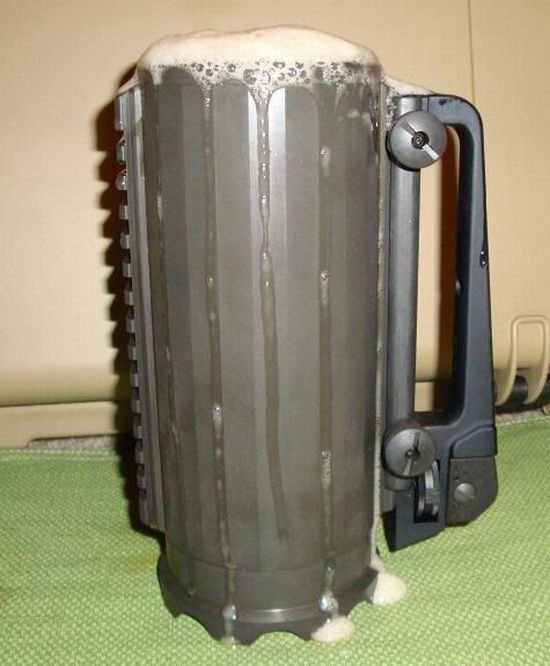 mug as a military gadget
