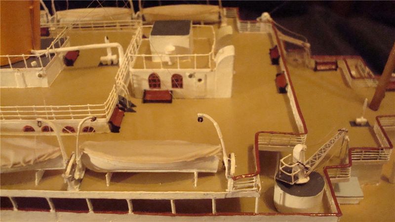 titanic paper model