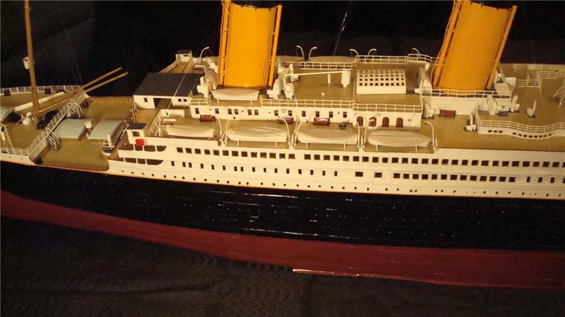 titanic paper model