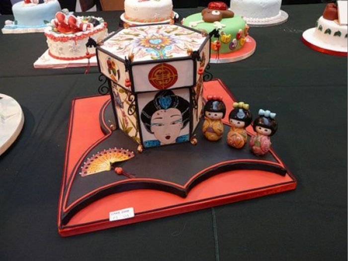 creative cake and confectionary design