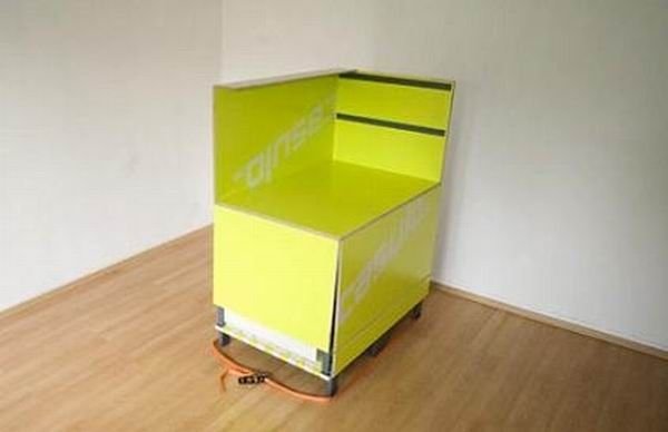 Casulo, entire apartment's furniture in one small box