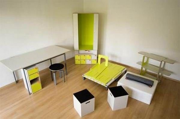 Casulo, entire apartment's furniture in one small box