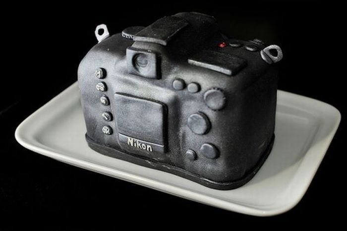 creative gadget cake