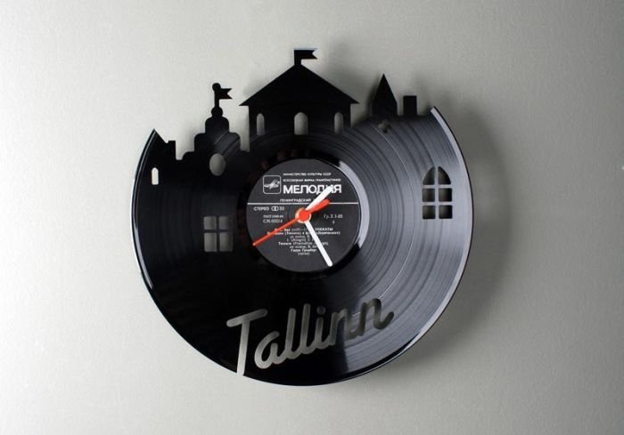 clocks made from vinyl records