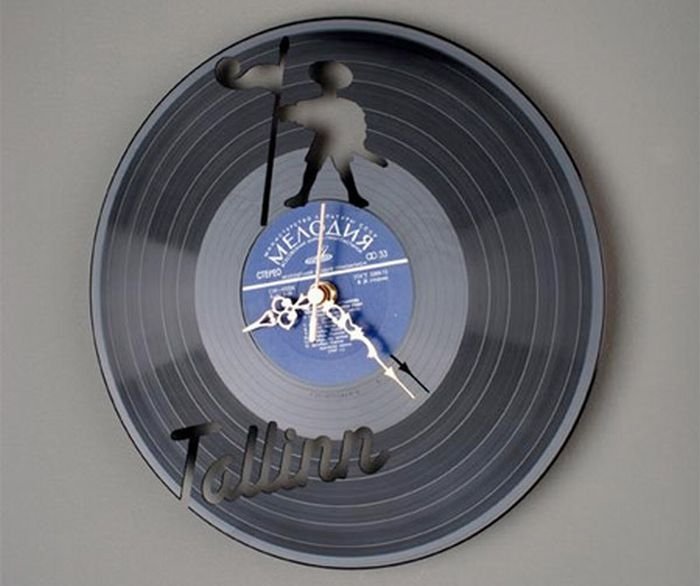 clocks made from vinyl records